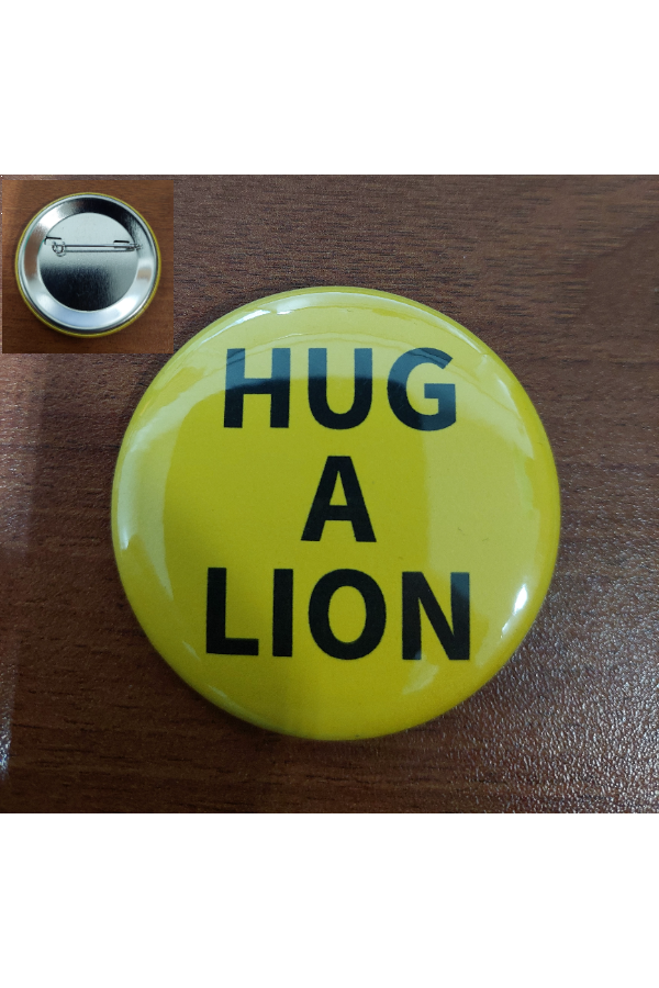 A2-Hug a Lion Button