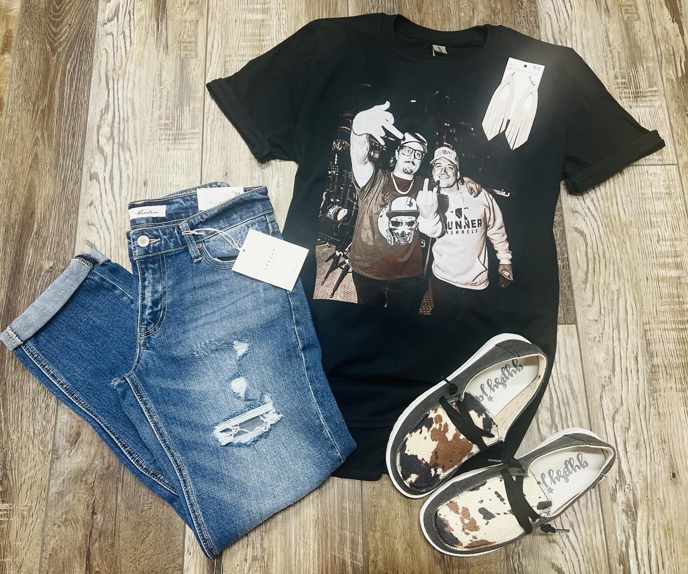 H & W Tee