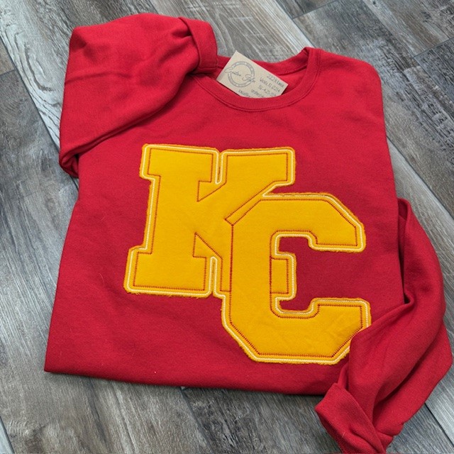 KC Raggy Embroidered Sweatshirt