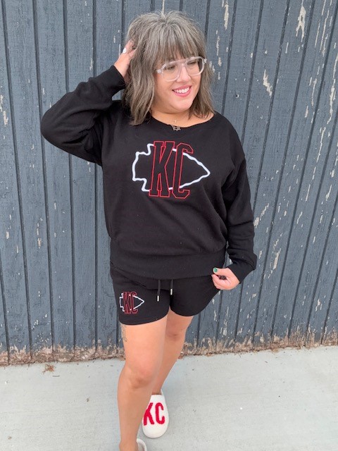 KC Embroidered Off the Shoulder Fleece Short Set - Small