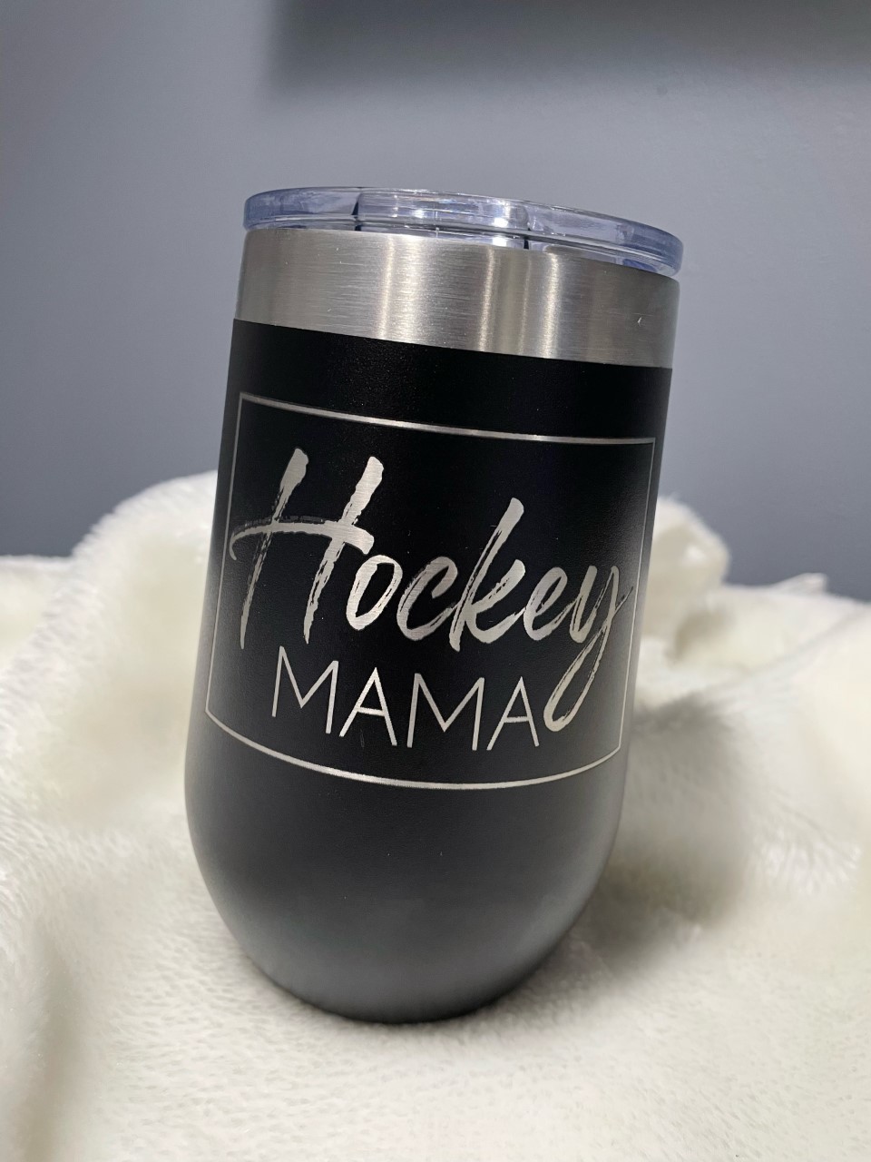 "Hockey Mama" 16 oz. PC Stemless Tumbler with Clear Lid